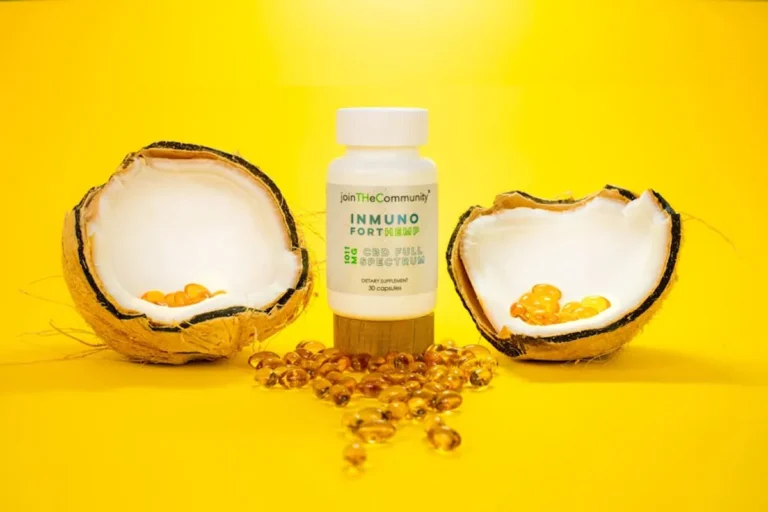 CBD Capsules: Benefits, Risks, and What to Know